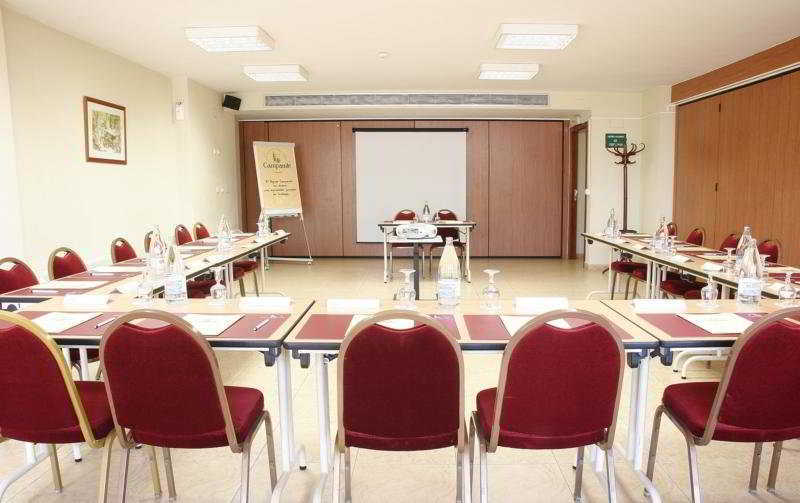 Campanile Alicante Facilități foto